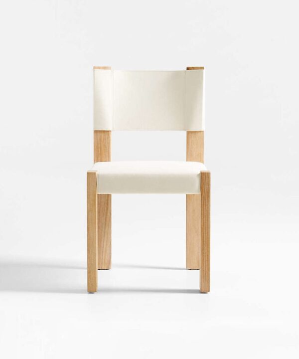 Exposed Rear Mealtime Seating
